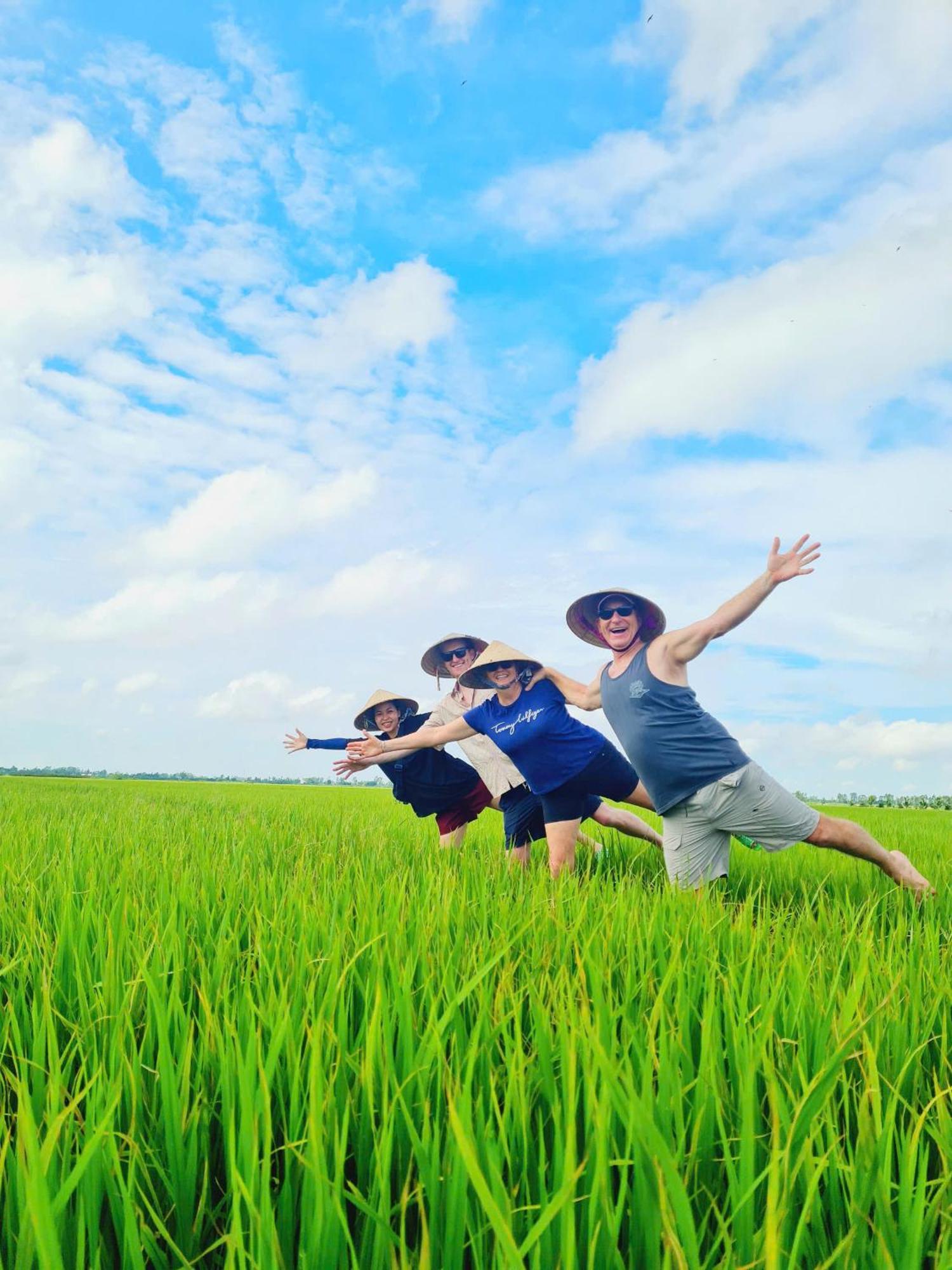 Viet Mekong Farmstay Tràm Chim エクステリア 写真
